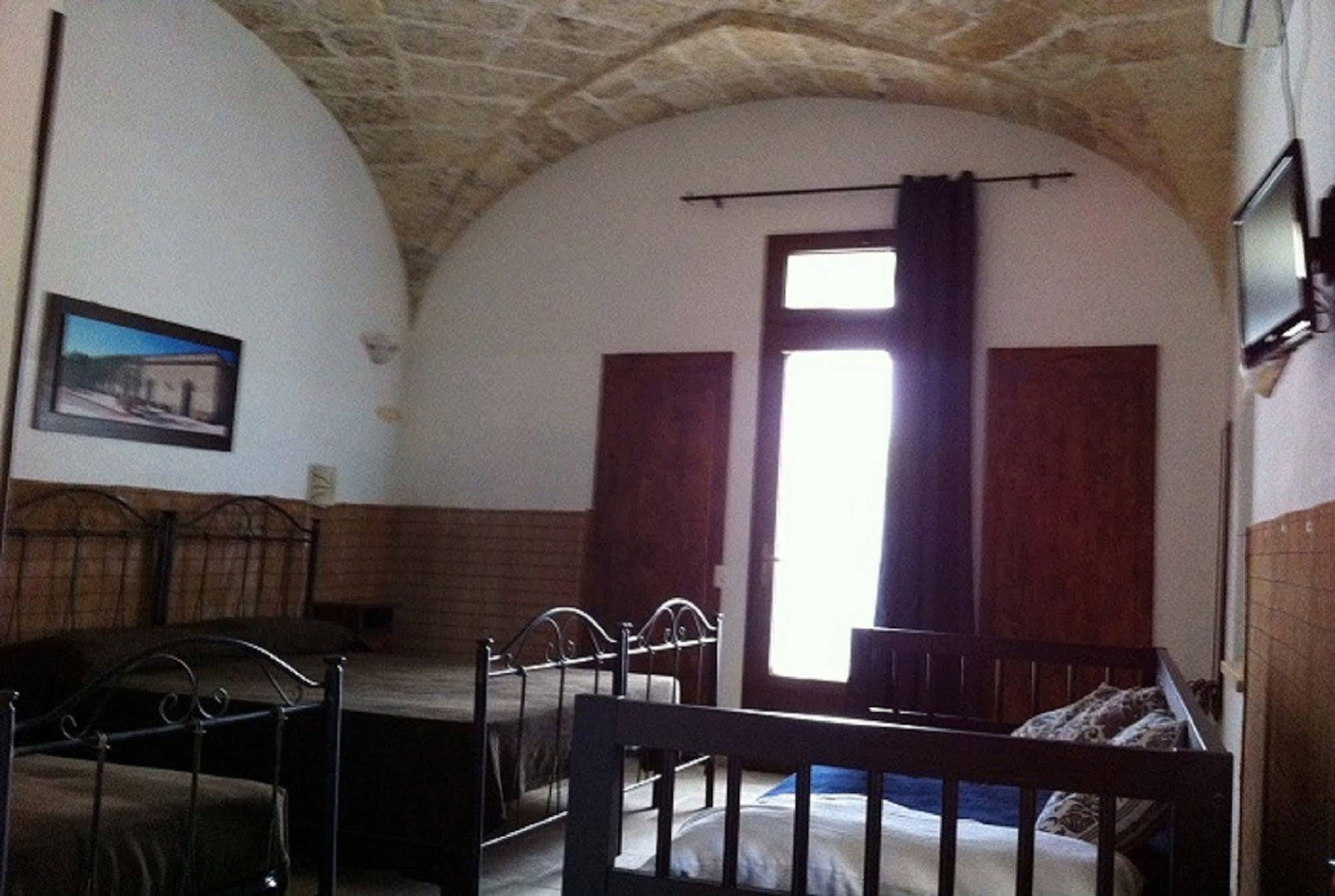 Bio-Agriturismo Masseria La Palombara Salve Εξωτερικό φωτογραφία